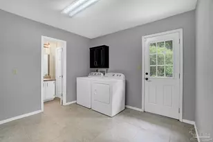 5036 Hamilton Ln, Pace, FL 32571 - Photo 11