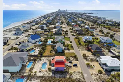 1302 Maldonado Dr, Pensacola Beach, FL 32561 - Photo 65