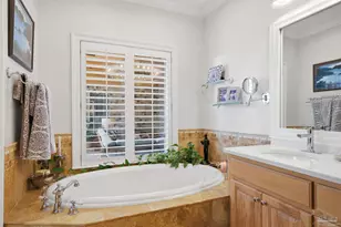 2710 Sandicrest Dr, Cantonment, FL 32533 - Photo 31