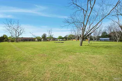 2710 Sandicrest Dr, Cantonment, FL 32533 - Photo 63