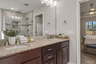 6898 Loysburg St, Navarre, FL 32566 - Photo 11