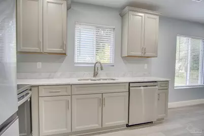 114 Altamont Rd, Pensacola, FL 32503 - Photo 13