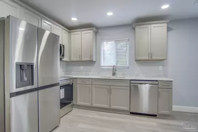 114 Altamont Rd, Pensacola, FL 32503 - Photo 9