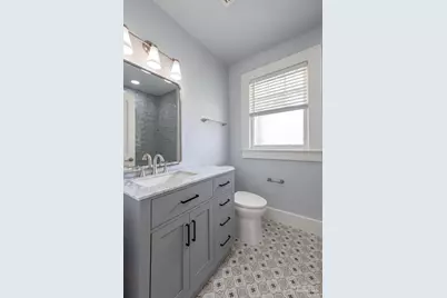 700 W Moreno St, Pensacola, FL 32501 - Photo 49