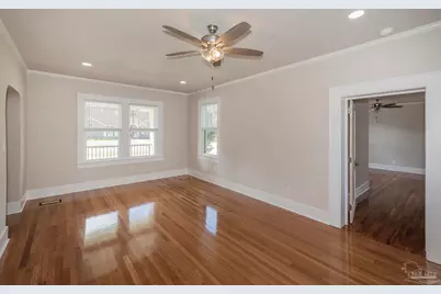 700 W Moreno St, Pensacola, FL 32501 - Photo 27