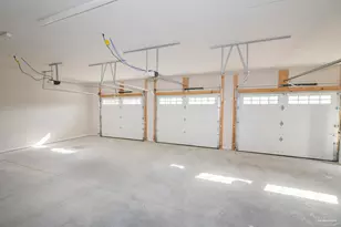 700 W Moreno St, Pensacola, FL 32501 - Photo 7
