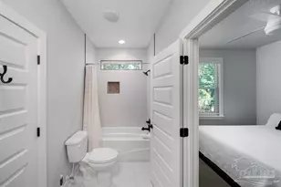 311 N 8th Ave, Pensacola, FL 32501 - Photo 29