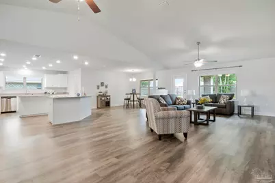 5176 Emmaline Ln, Milton, FL 32570 - Photo 17