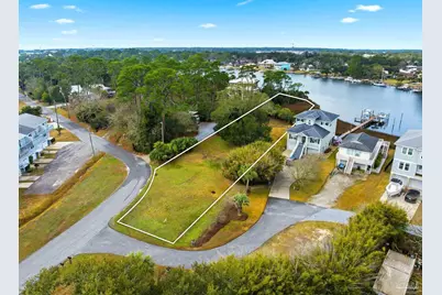 405 Creary St, Pensacola, FL 32507 - Photo 1