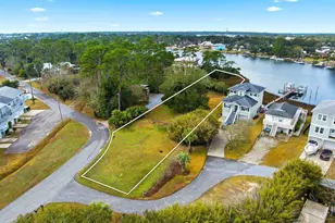 405 Creary St, Pensacola, FL 32507 - Photo 1