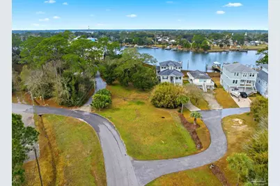 405 Creary St, Pensacola, FL 32507 - Photo 3