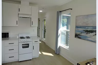 1702 E La Rua St, Pensacola, FL 32501 - Photo 9