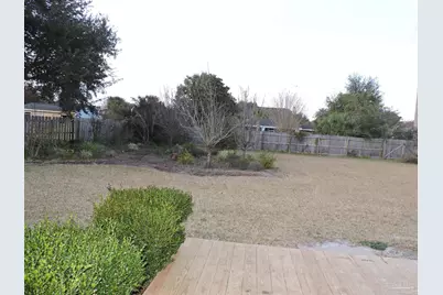3890 Sailwind Dr, Gulf Breeze, FL 32563 - Photo 11