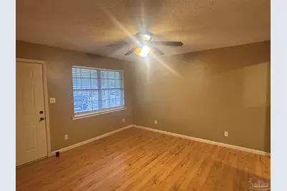 6422 Sanders St, Milton, FL 32570 - Photo 5