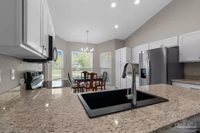 4439 Conifers St, Milton, FL 32583 - Photo 11