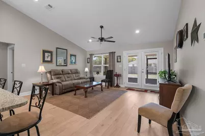 4439 Conifers St, Milton, FL 32583 - Photo 5