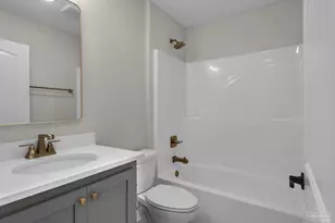 7969 Twin Lake Dr, Milton, FL 32583 - Photo 11