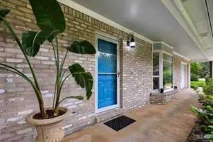 4911 Woodcliff Dr, Pensacola, FL 32504 - Photo 1