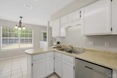 1513 Lighthouse Ct, Gulf Breeze, FL 32563 - Photo 11