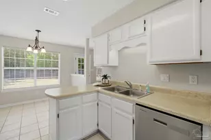 1513 Lighthouse Ct, Gulf Breeze, FL 32563 - Photo 11