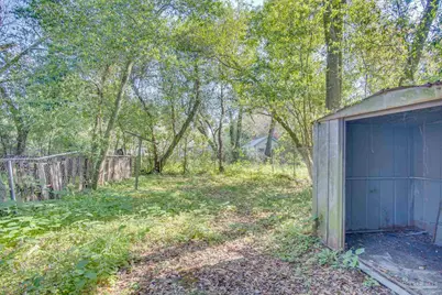 2407 W Lakeview Ave, Pensacola, FL 32505 - Photo 11