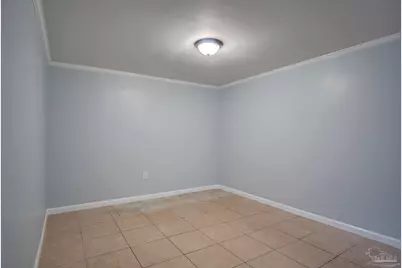 2407 W Lakeview Ave, Pensacola, FL 32505 - Photo 23