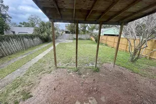 1310 E Strong St, Pensacola, FL 32501 - Photo 17