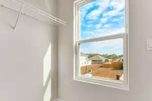 2043 Wiregrass St, Navarre, FL 32566 - Photo 27