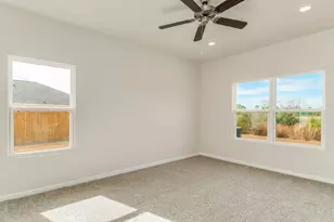 2043 Wiregrass St, Navarre, FL 32566 - Photo 15