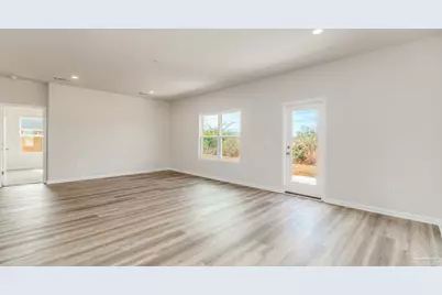 2043 Wiregrass St, Navarre, FL 32566 - Photo 11