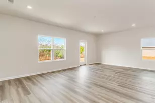 2043 Wiregrass St, Navarre, FL 32566 - Photo 7