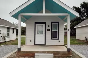 2051 W Blount St, Pensacola, FL 32501 - Photo 1