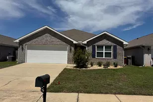 6414 Churchill Cir, Milton, FL 32583 - Photo 1