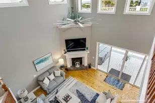 7652 Key W Dr, Navarre Beach, FL 32566 - Photo 17