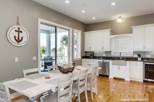 7652 Key W Dr, Navarre Beach, FL 32566 - Photo 3