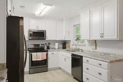 620 Eden Ln, Cantonment, FL 32533 - Photo 11