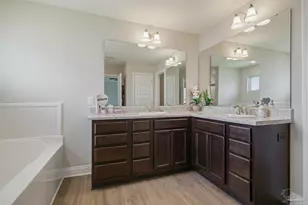 2400 Bentley Oaks Dr, Cantonment, FL 32533 - Photo 29