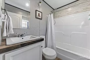 4669 Thoroughbred Dr, Milton, FL 32583 - Photo 15