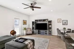 9408 Nature Crk Ln, Pensacola, FL 32526 - Photo 5