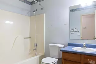 7725 W Jackson St, Pensacola, FL 32506 - Photo 25