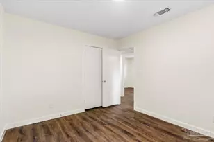 916 Lake Terrace Ave, Pensacola, FL 32505 - Photo 17