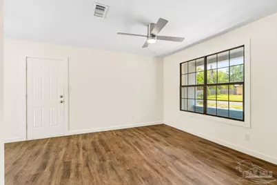 916 Lake Terrace  Ave, Pensacola, FL 32505 - Photo 5