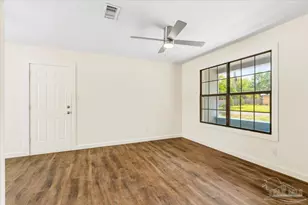 916 Lake Terrace Ave, Pensacola, FL 32505 - Photo 5