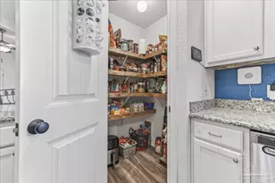 6130 Redberry Dr, Gulf Breeze, FL 32563 - Photo 7