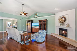 1933 Seahawk Ln, Navarre, FL 32566 - Photo 9