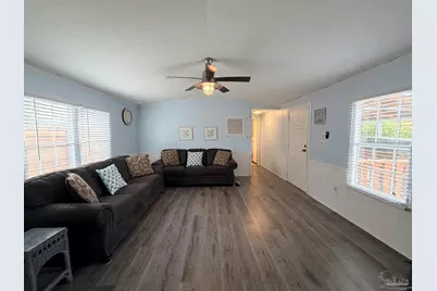 5310 McGrits Blvd, Pensacola, FL 32507 - Photo 9