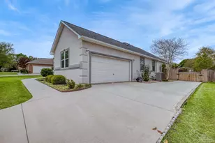 38 Faison St, Pensacola, FL 32505 - Photo 5