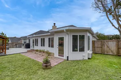 38 Faison St, Pensacola, FL 32505 - Photo 47