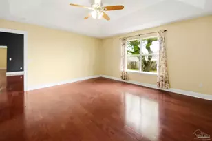 2726 Blackwood Dr, Cantonment, FL 32533 - Photo 11