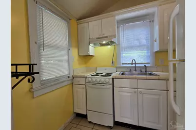 911 N Spring St #2, Pensacola, FL 32501 - Photo 5